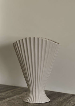 Fountain Vase, Off-White